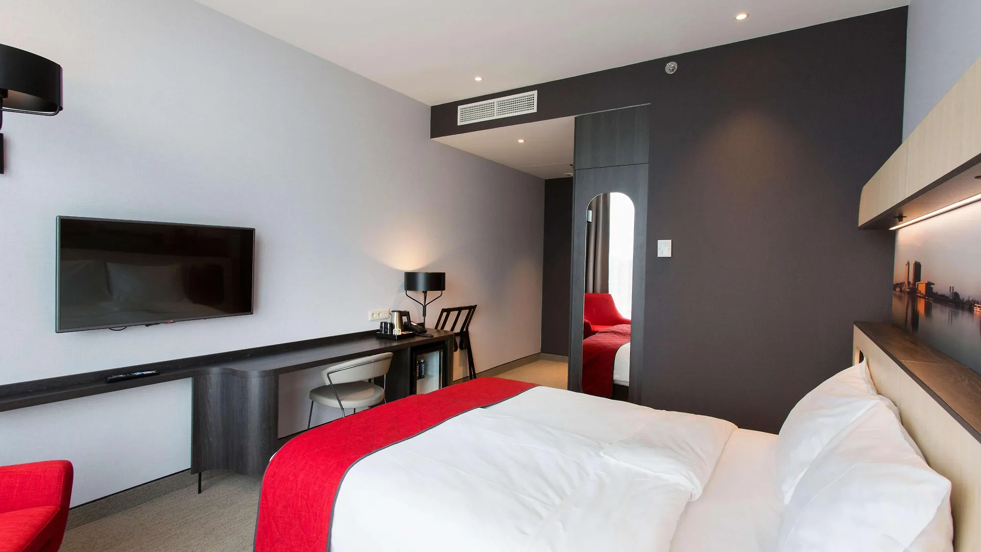 Corendon Amsterdam New-West, A Tribute Portfolio Hotel 4*,