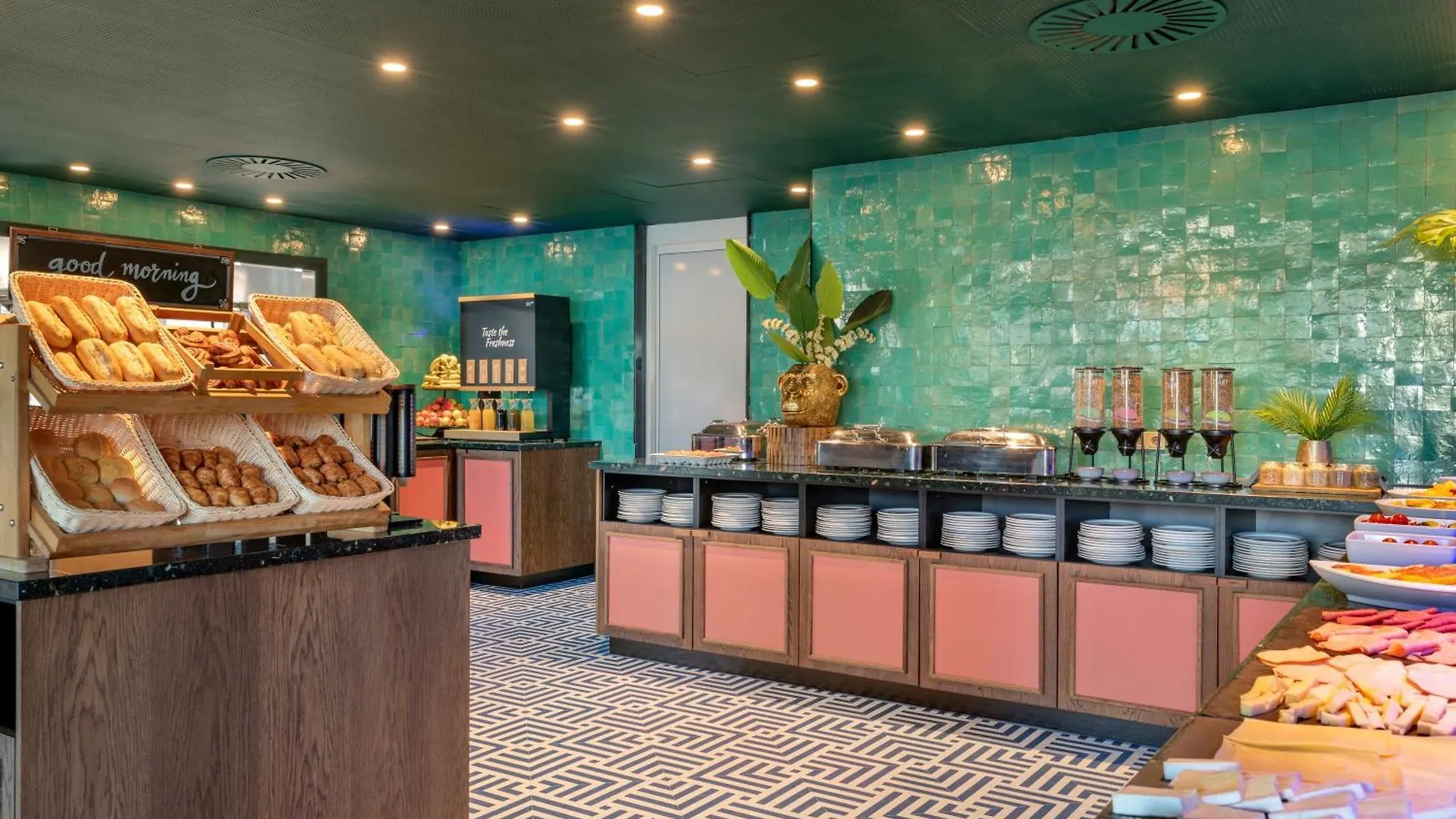 Corendon Amsterdam New-West, A Tribute Portfolio Hotel 4*,  Netherlands