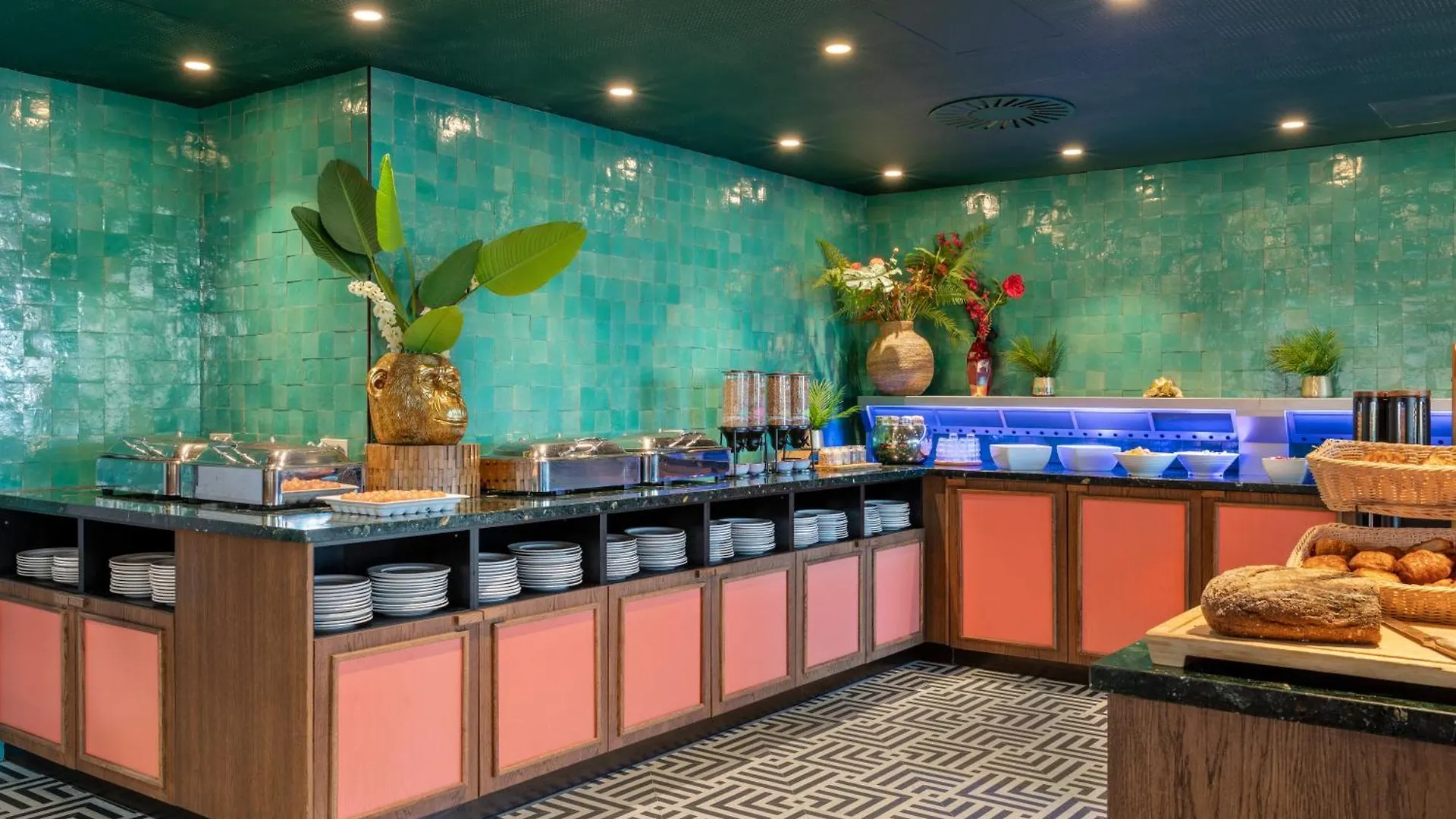 Corendon Amsterdam New-West, A Tribute Portfolio Hotel 4*,  Netherlands