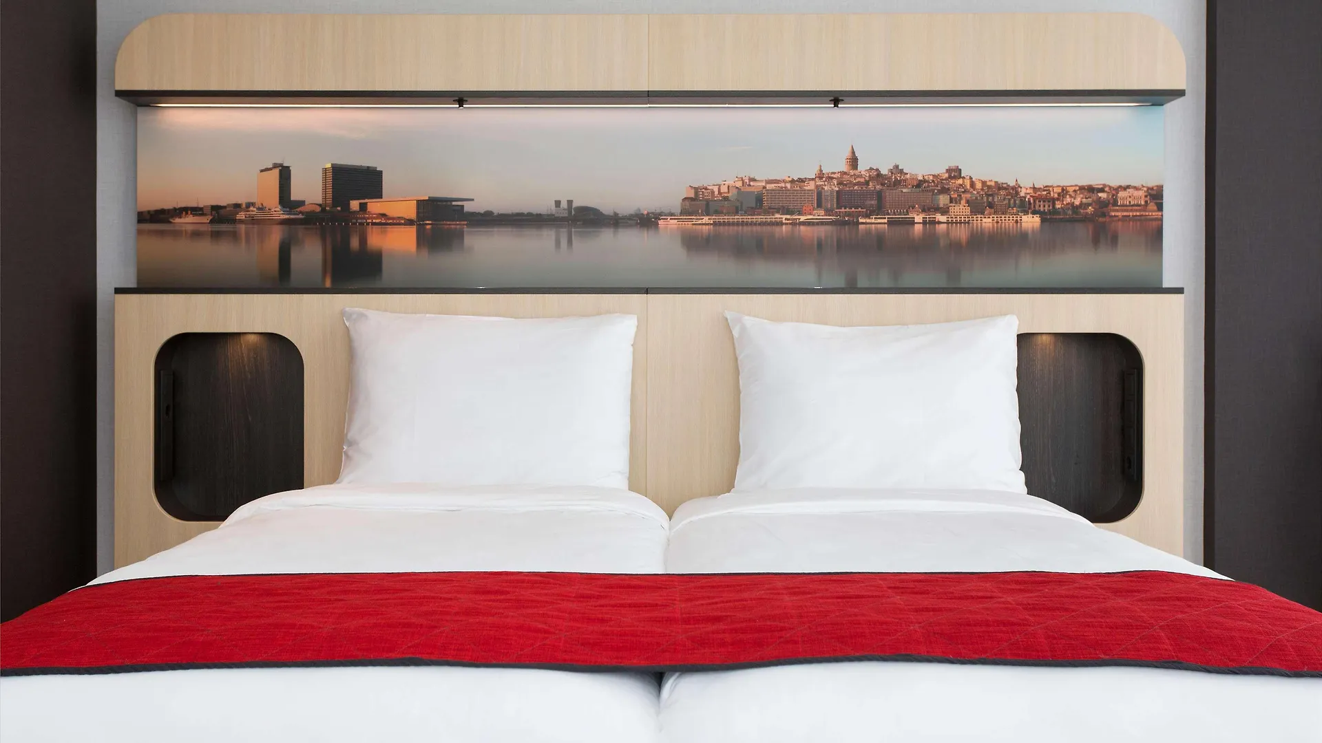 ****  Corendon Amsterdam New-West, A Tribute Portfolio Hotel Hollandia